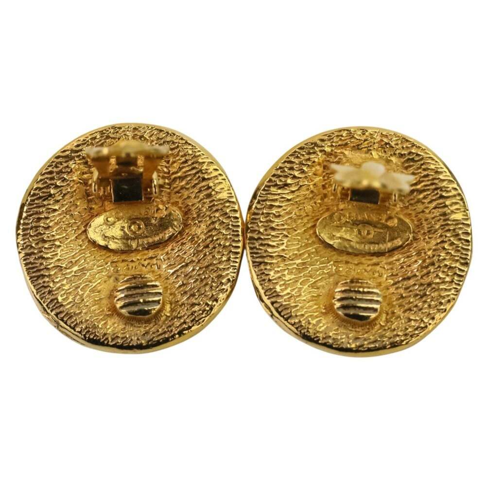 CHANEL Authentic Vintage Gold Brooch - Picture 16 of 16